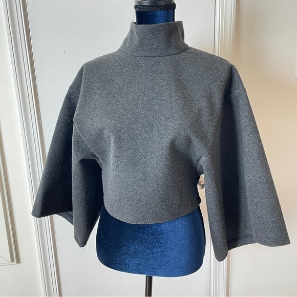 Gray boxy turtleneck cropped top dolman bell sleeves small - Picture 1 of 5